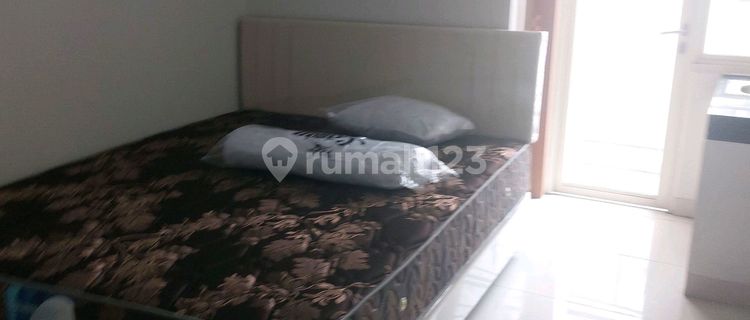 Sewa Developer .studio Semi Furnish.bisa Sewa.per.6 Bln. Guy.s 1