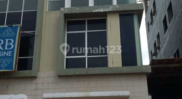 For Sale Quick Shop House South Goldfinch Corner Facing the Road 1