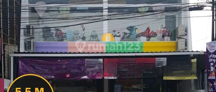 Strategic Shop House Suitable for Business on Jalan Sambiroto Raya, Tembalang, Semarang 1