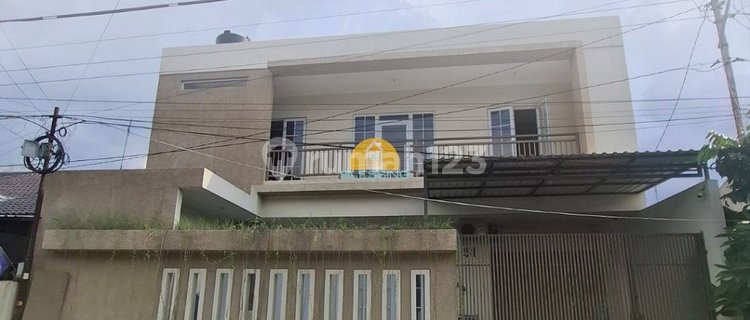 Warehouse House on Jalan Belimbing Raya Lamper South Semarang 1