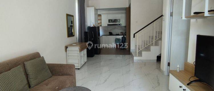 Rumah Kontrakan Bagus Tengah Kota Full Furnished 2 Lantai Di Paramount Village Semarang 1