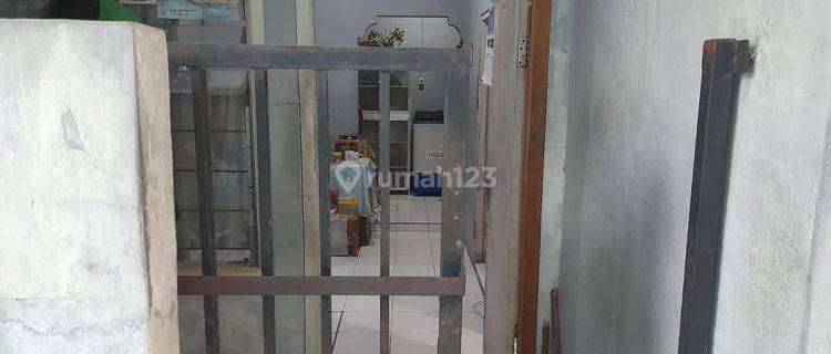 Dijual Rumah Huni Akses Motor di Jalan Cijahe, Bogor 1