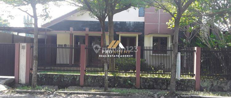 Disewakan Rumah Rapi Dan Luas di Cimanggu Permai 1 1