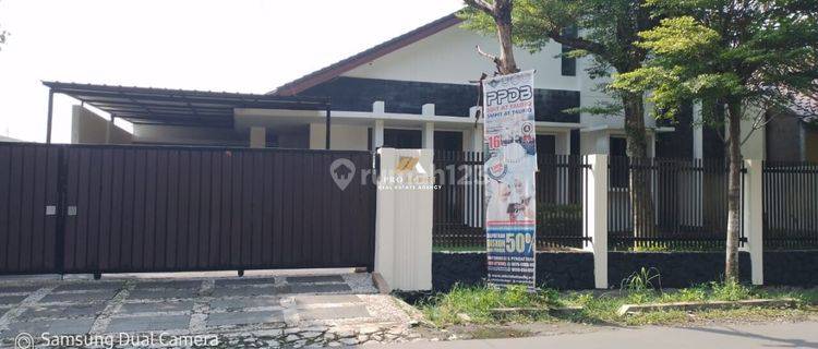 Disewakan Rumah Luas Semi Furnish di Cimanggu Permai, Kota Bogor 1