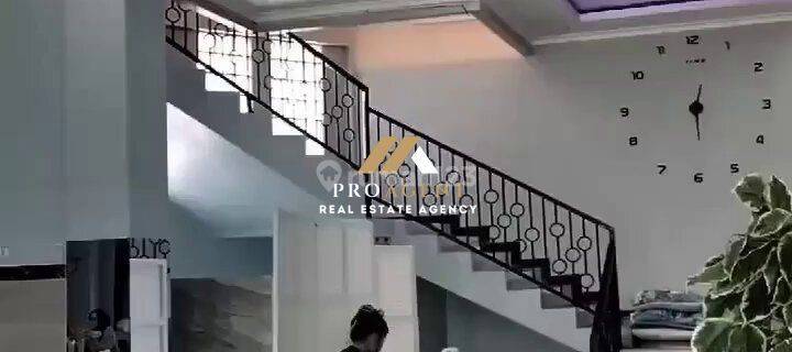 Dijual Ruko 3 Lantai Untuk Usaha Siap Pakai di Jalan Raya Bogor Sukabumi, Cigombong 1