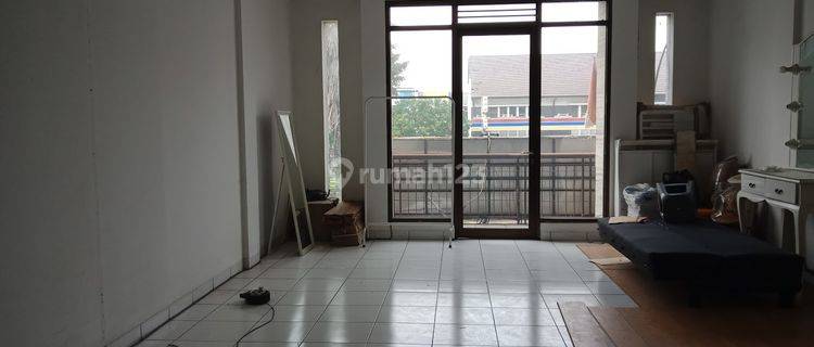 Ruang Usaha Lantai Ke 3 saja di Ruko Mekar Wangi Bandung
 1