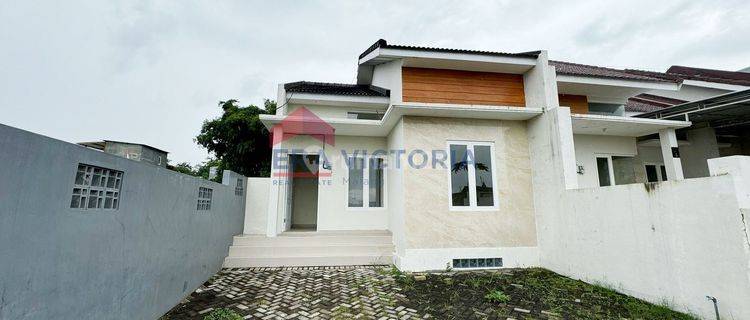 Rumah Ideal dengan Akses Mudah Dekat Sekolah Islam dan Cafe  1