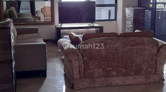 Disewakan Apartemet Grand Tropic Full Furnished 1