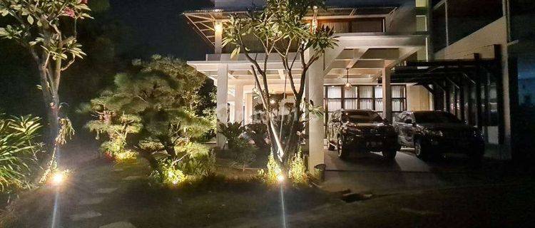 Rumah Hoek Bagus Siap Huni Harga Bagus di De Latinos BSD City 1