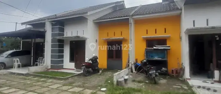 Rumah ready hanya 300jtaan dekat Jl. AH Nasution Medan Johor 1