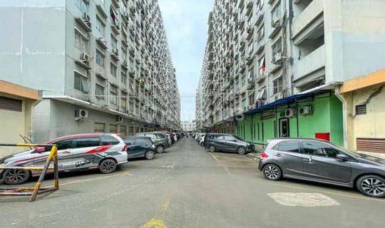 Dijual Apartemen City Park di Kamal Cengkareng Jakarta Barat sertifikat SHM strategis 2BR nego tipis 1