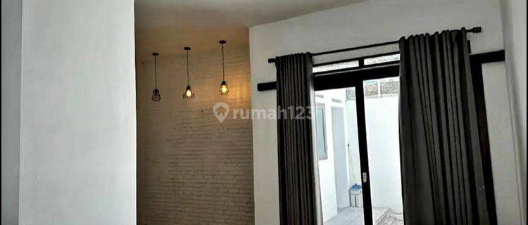 Banyak Kamarnya Rumah di Arcamanik
 Bandung Semi Furnished 1