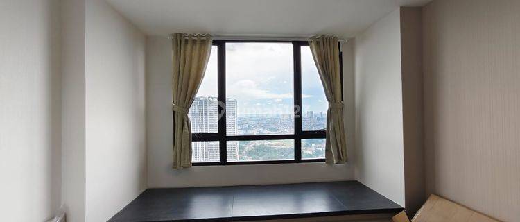 Disewakan Apartement Collins Boulevard 1 BR Semifurnished 1