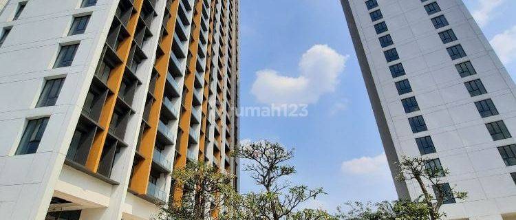  Apartemen di Simatupang, Izzara, 2 Br, Bagus, Semi Furnished 1