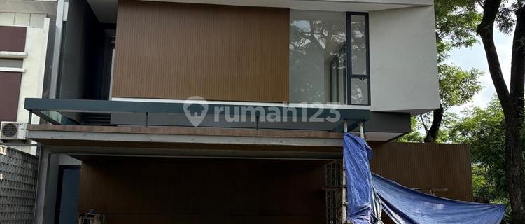 Rumah 3 Lantai di Foresta Bsd - Home Lift Sampai lt. 3 1