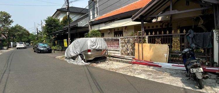 Best Location Tebet Barat, Rumah Hitung Tanah Akses 3 Mobil 1