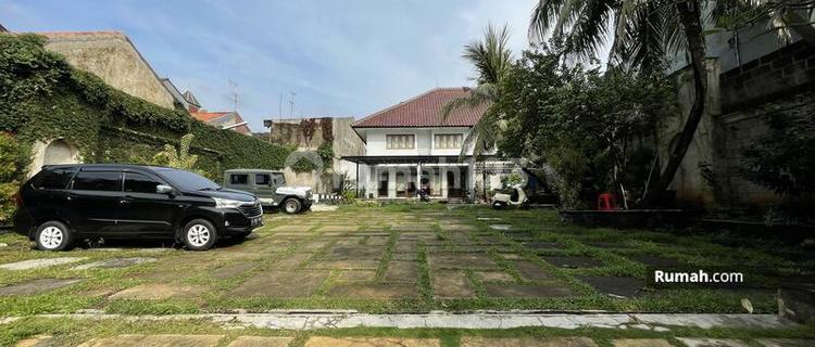 Tebet Barat Raya, Gedung Depan Taman Eco Park, Harga Terbaik 1