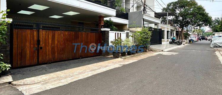 Best Location Tebet Timur, Rumah Siap Huni, Akses 3 Mobil 1