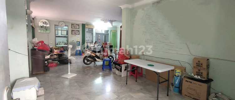 Dijual Rumah Tua Hoek 4 Lantai, Masih Layak Huni Pulo Nangka 1