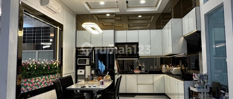 Dijual Cepat Rumah Mewah Modern di Artha Gading Villa. 1