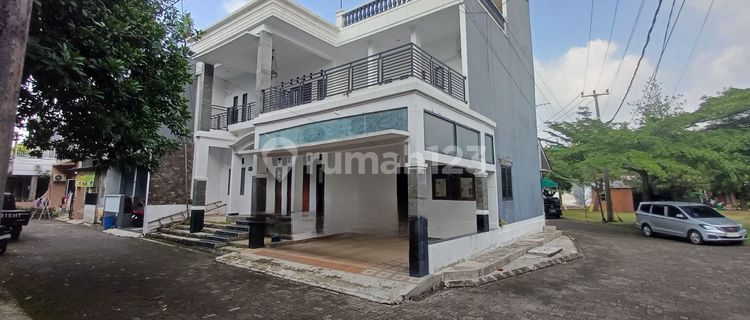 2-Story Ready-to-Occupy House, Direct Access to Borr Toll Road 1