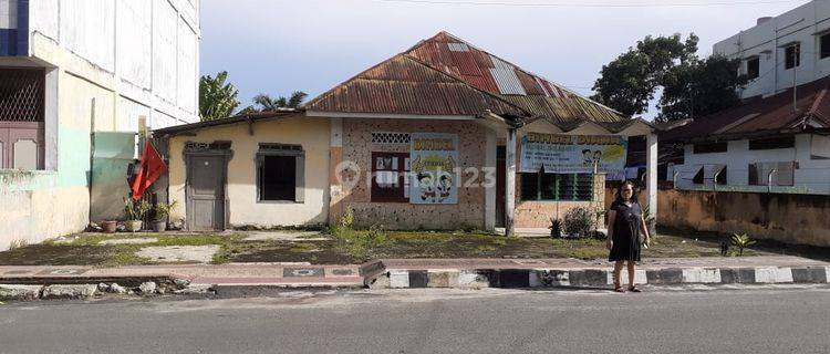 Rumah tua cocok buat usaha atau ruko di tebing tinggi,sumut 1