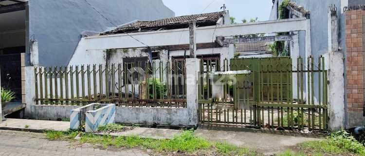 DIJUAL MURAH RUMAH HITUNG TANAH , BISA DI BAGI 2 , Pondok Tjandra 1