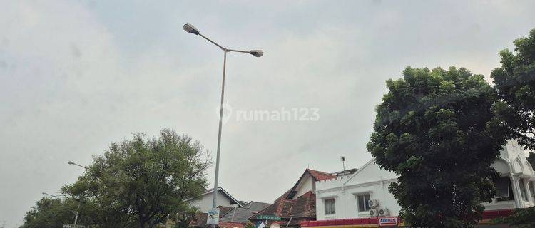 Rumah Komersial Hitung Tanahnya Saja Hadap Jalan Raya Dekat Penabur,m Listrik 7700watt 1