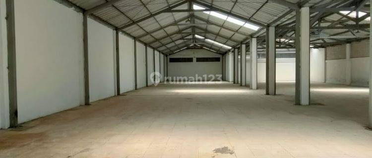 DISEWAKAN GUDANG DI SUDIRMAN BANDUNG 1