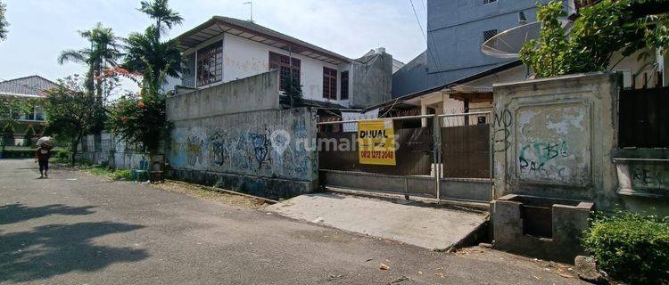 Rumah di Lebak Bulus SHM Lokasi tenang dan aman 1