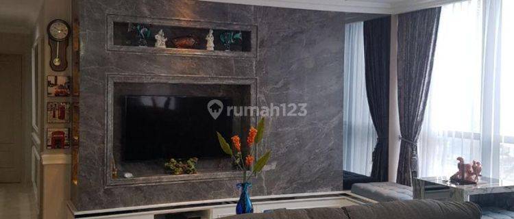 Apartemen The Peak 3BR Full Interior Mewah Dekat Tengah Kota 1