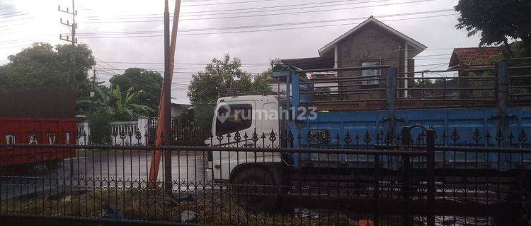Dijual Rumah Gudang Banyuwangi Siap Huni Ex Ekspedisi 1
