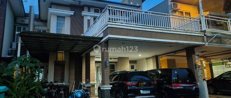 Rumah Modern 2,5 Lantai Semi Furnish Only One Di Kota Wisata 1