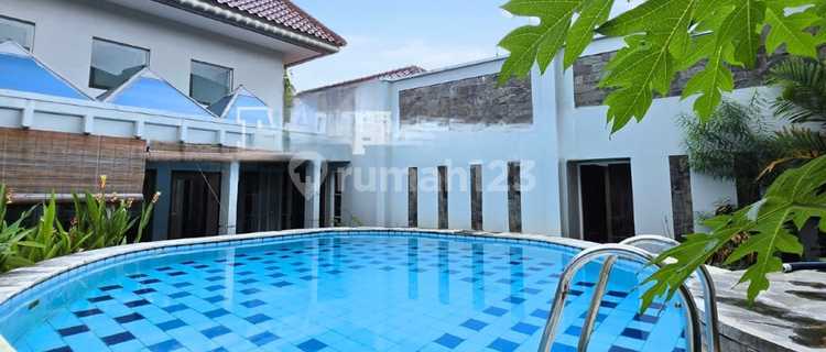 Rumah Bagus Shm Di Menteng  1