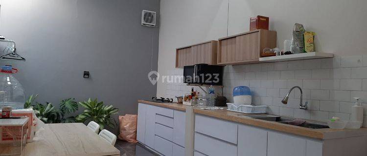 Rumah Murah Furnished Siap Huni di Taman Kopo Indah 3, Bandung 1