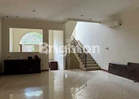 Sell Fast Luxury House in Bgm Pik North Jakarta 1