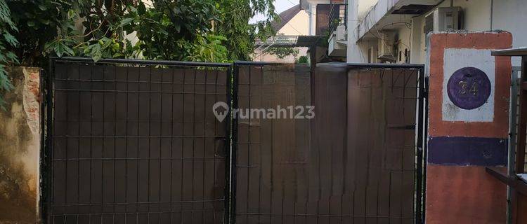 Kavling + 4 Rumah Dan 3 Ruko Di Cilandak 1