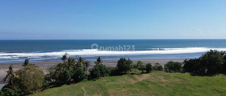 Tanah luas beachfront di Kelating cocok untuk resort  1