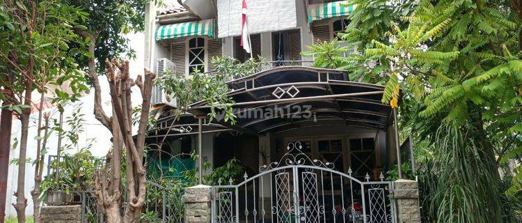Rumah 2 Lantai Bagus Sertifikat Hak Milik di Cluster Nusadua Blok E Citra Gran Cibubur, Bekasi 1