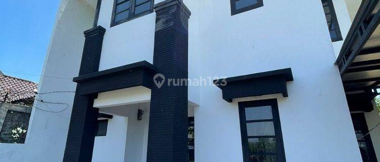 Rumah Lahan Besar Di Margahayu Harga Murah  1