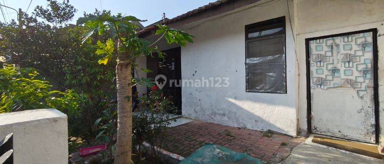 Rumah Hitung Tanah Strategis Dalam Komplek Arcamanik Endah 1