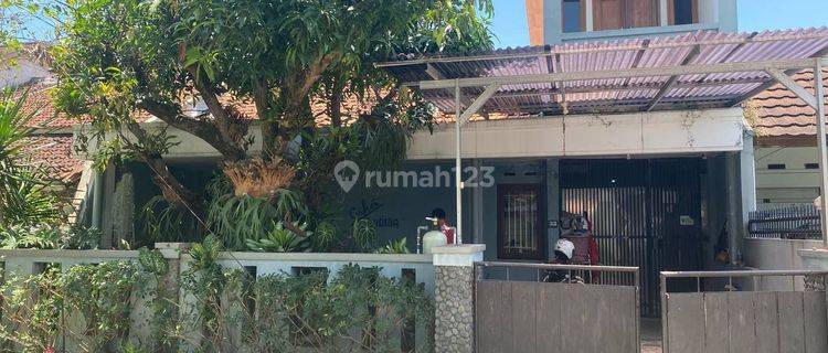 Rumah Murah Minimalis 2 Lantai di Turangga  1