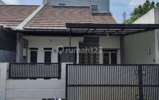 Rumah Minimalis Siap Hunidi Taman Kopo Indah 1