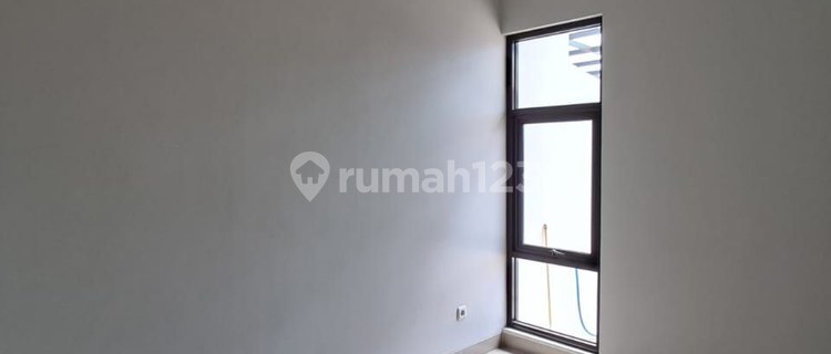 Ready-to-Live 2-Story New House in Strategic Location, Margahayu 1
