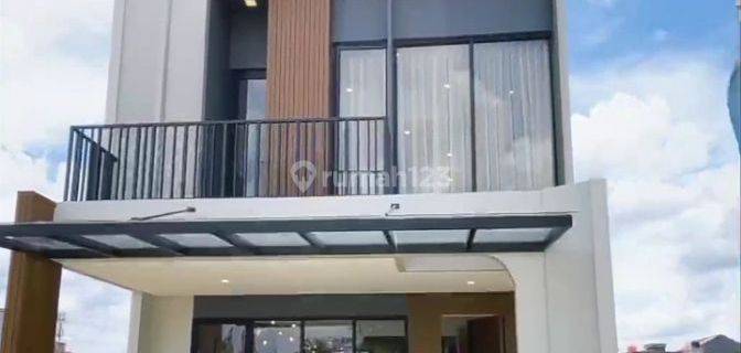 Rumah Cluster 3 Lantai Balkon dan Rooftop Jakarta Barat  1