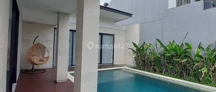 MODERN VILLA DG PRIVATE POOL DEKAT PANTAI PETITENGET 1