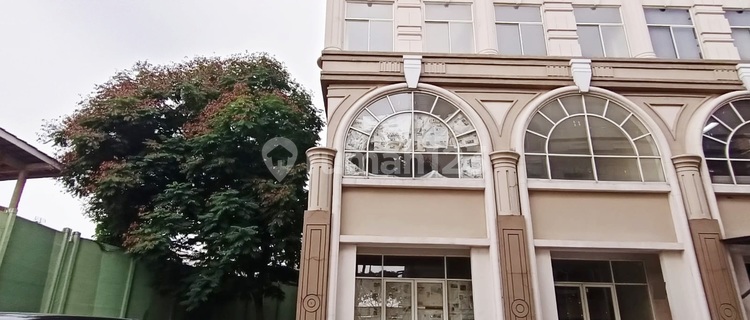 Ruko Crown Corner Position in Prime Location Green Lake City 1