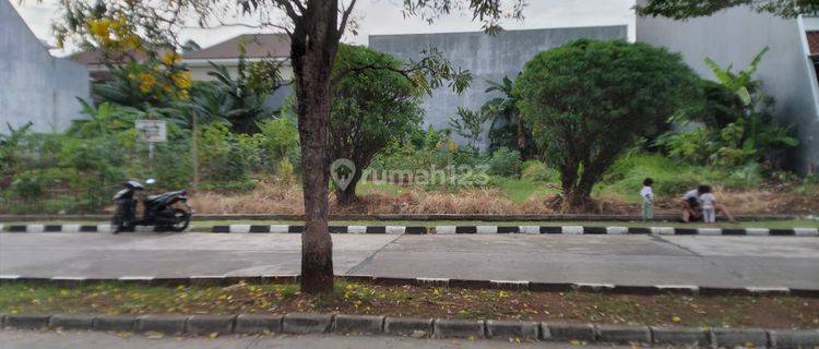 Tanah Kavling di Kedoya Garden, Jalan Utama. Depan Apt Wesling 1400m2 1