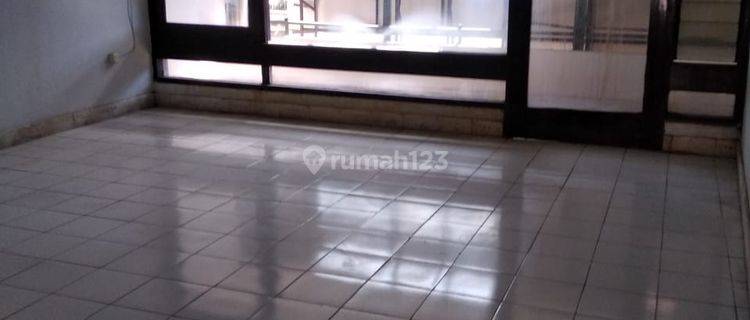 TURUN HARGA Dijual Ruko Pusat Kota Langka Jl. Kedungdoro 1