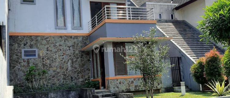 Rumah Bagus Furnished SHM di Sentul City, Bogor 1